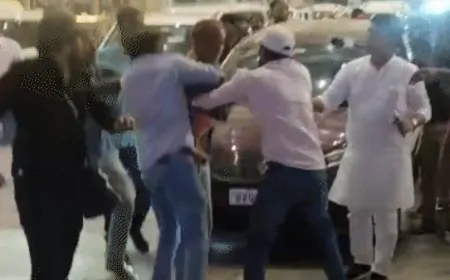 Bihar Election 2025 : कांग्रेस कार्यकर्ताओं ने पटना एयरपोर्ट पर बिहार कांग्रेस प्रभारी कृष्णा अल्लावरु के साथ की हाथापाई