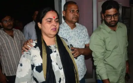 BJP पार्षद की कार पर फायरिंग, कार के शीशे पर लगी दो गोलियां 