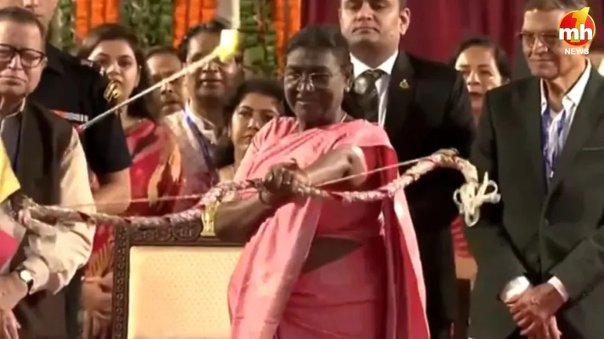 दिल्ली में राष्ट्रपति द्रौपदी मुर्मू ने किया रावण दहन