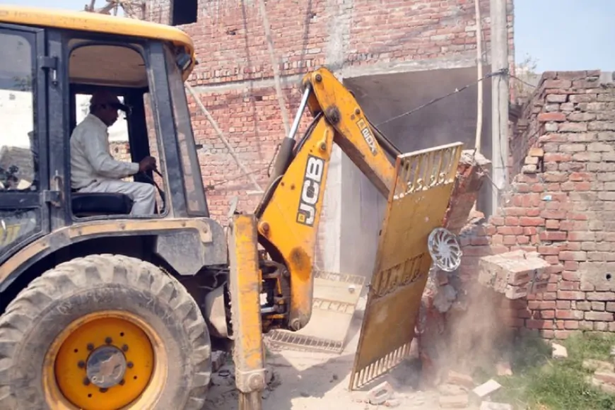 पंजाब में ’युद्ध-नशे के विरुद्ध’ अभियान जारी, अवैध निर्माणों पर चलाया गया बुलडोजर