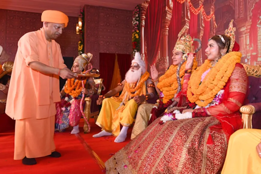 देशभर में दिवाली के पर्व की रौनक, CM योगी ने रामनगरी में मनाई दिवाली 