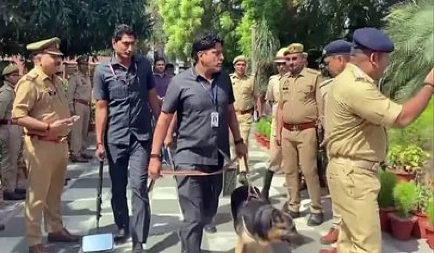 Delhi News: दिल्ली के 4 स्कूलों को मिली बम से उड़ाने की धमकी