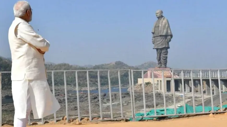 दो दिवसीय गुजरात दौरे पर PM मोदी, स्टैच्यू ऑफ यूनिटी पर सरदार पटेल को देंगे श्रद्धांजलि