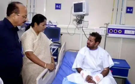 दिल्ली कार ब्लास्ट: CM रेखा गुप्ता ने घायलों से की मुलाकात, CM ने लोगों से शांति और अफवाहों से दूर रहने की अपील की