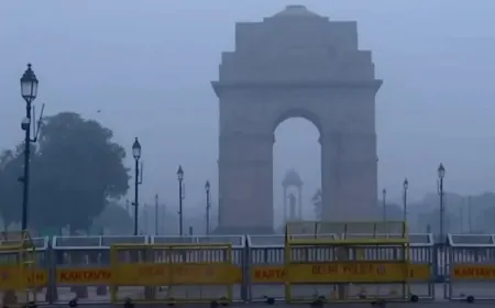 दिल्ली–NCR फिर गैस चैंबर बना,  कई इलाकों में AQI 400 के पार