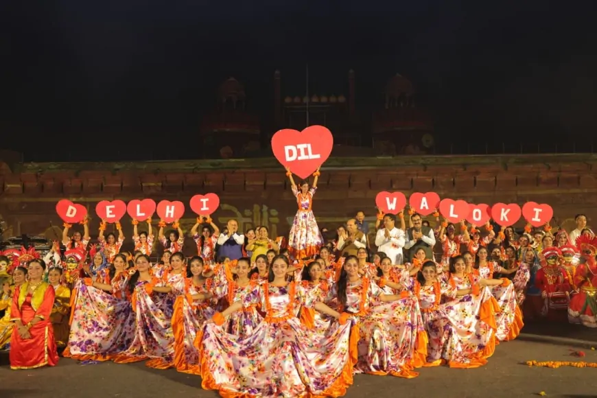 दिल्ली का स्थापना दिवस : लालकिला परिसर में मनाया गया ‘मेरी दिल्ली मेरा देश’ कार्यक्रम