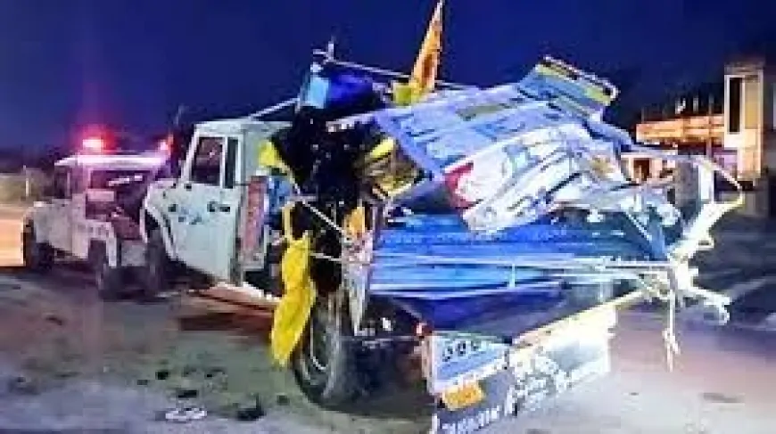 राजस्थान में भीषण सड़क हादसा, 4 बच्चों समेत 15 की मौत