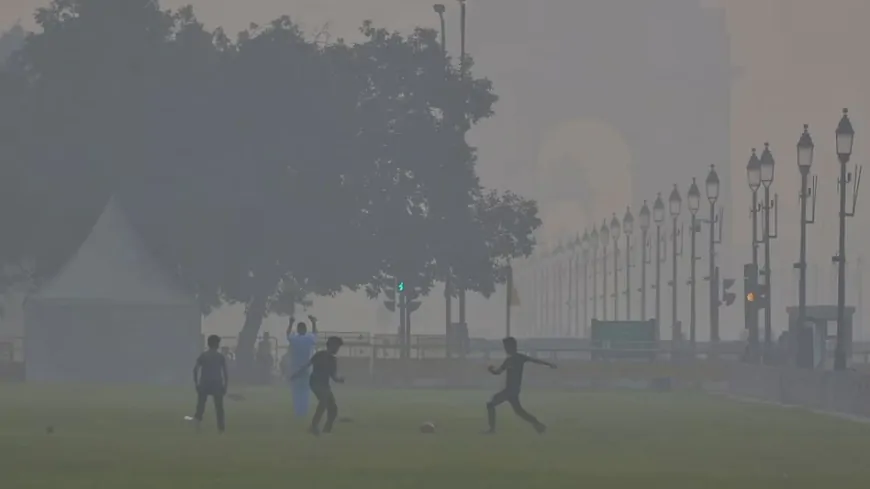 दिल्ली की जहरीली हवा पर सुप्रीम कोर्ट की फटकार, कहा- बच्चों की जान के लिए खतरा