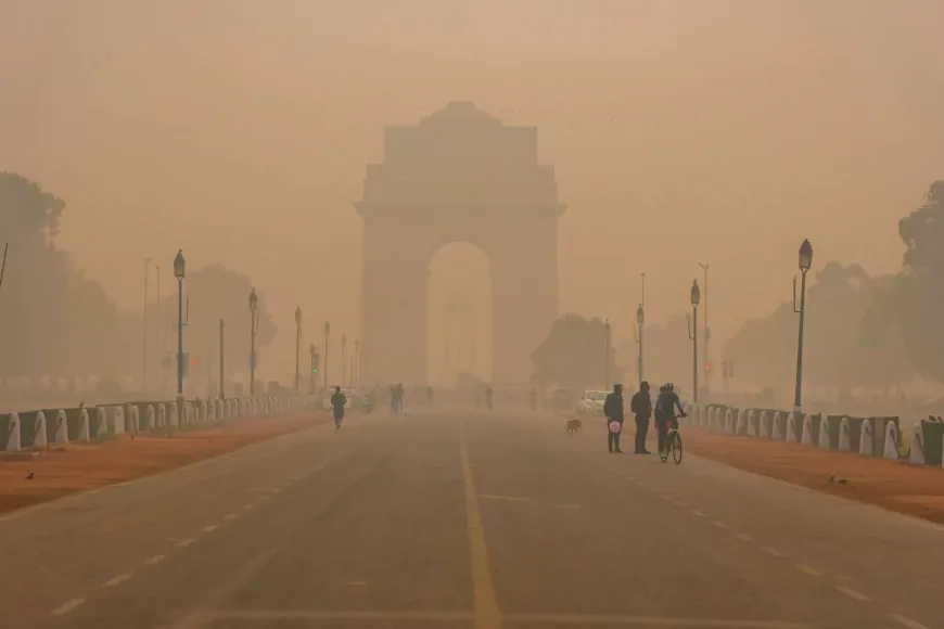 दिल्ली में छाई धुंध की परत, AQI पहुंचा 450 पार