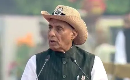 ‘ऑपरेशन सिंदूर था सिर्फ ट्रेलर’...लेह में बोले रक्षा मंत्री राजनाथ सिंह