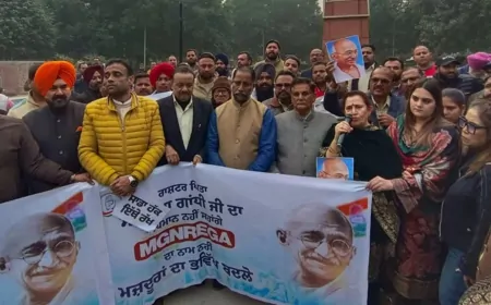 Punjab : मनरेगा का नाम बदलने और संशोधन के खिलाफ अमृतसर में कांग्रेस का प्रदर्शन