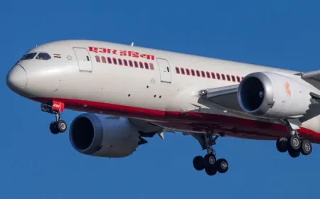 दिल्ली से मुंबई जा रही फ्लाइट में आई तकनीकी खराबी, वापस लौटा एयर इंडिया का विमान