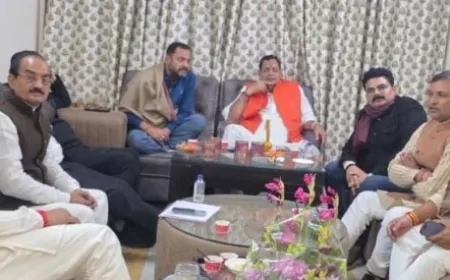 UP News : पहले ठाकुर और अब सहभोज के बहाने जुटे BJP के ब्राह्मण विधायक, सियासी हलचल तेज