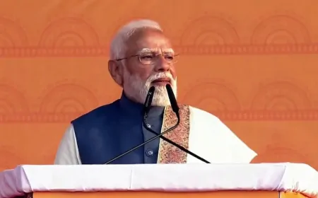 PM मोदी ने बिना नाम लिए विपक्ष पर किया हमला , कहा - "पहले एक ही परिवार की लगती थीं मूर्तियां"