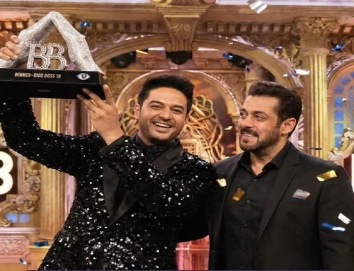 Bigg Boss 19 : गौरव खन्ना ने जीता खिताब, 50 लाख रुपये के साथ ट्रॉफी पर सजा नाम