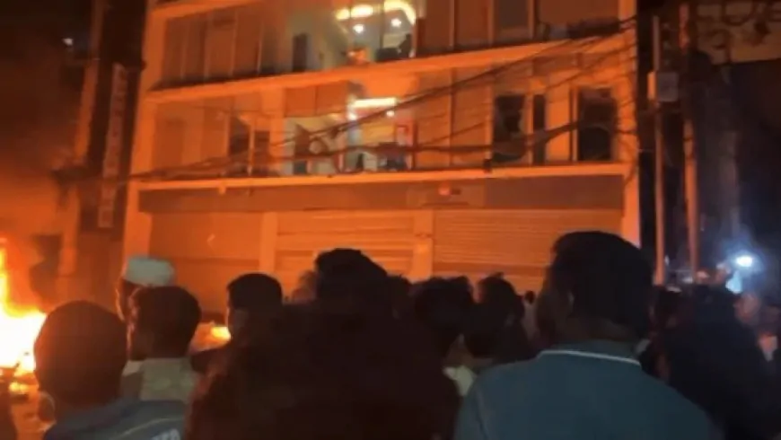 बांग्लादेश में एक बार फिर भड़की हिंसा, शेख हसीना के विरोधी हादी की मौत पर भड़की हिंसा