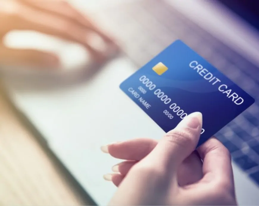 क्रेडिट कार्ड बेचने के लिए पीछे क्यों पड़ा रहता है बैंक...कैसे होता है तगड़ा मुनाफा ?