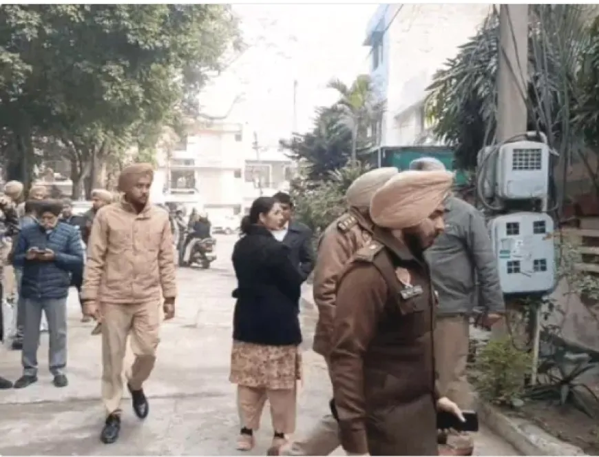 Punjab : HC के पूर्व AAG के घर में चोरी, लूटपाट के बाद पत्नी की हत्या, शक के घेरे में नौकर