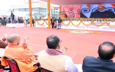 UP News : PM मोदी ने काशी में वॉलीबॉल महाकुंभ का वर्चुअली किया शुभारंभ