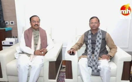 UP News : प्रदेश अध्यक्ष बनने के बाद पहली बार डिप्टी CM केशव प्रसाद मौर्य से मिले पंकज चौधरी
