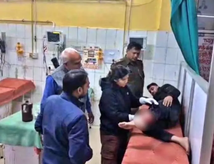 UP News : मिर्जापुर में जिम ट्रेनर का एनकाउंटर, निजी वीडियो बनाकर हिंदू युवतियों को करता था ब्लैकमेल