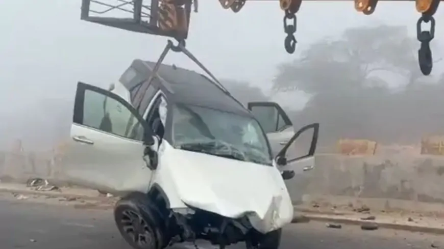 Punjab : बठिंडा में कोहरे का कहर, हाईवे पर कार डिवाइडर से टकराई, 5 की मौत