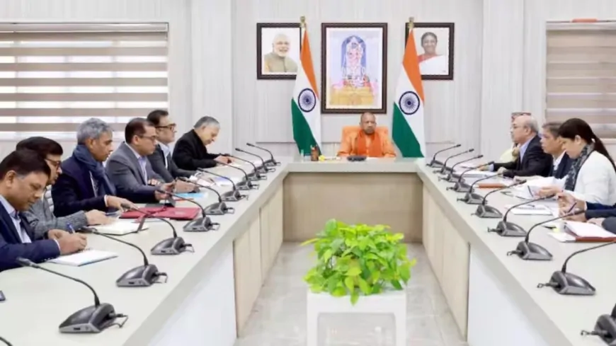 UP News : योगी सरकार ने मंत्रियों को दी खुली आजादी, बेफिक्र होकर परियोजानाओं में कर सकेंगे करीब 50 करोड़ रुपये तक खर्च
