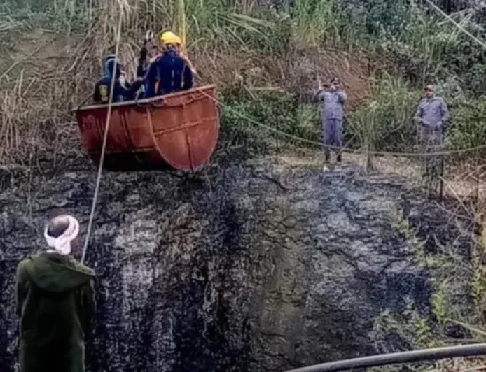 Meghalaya : कोयला खदान में भीषण धमाका, 10 से ज्यादा लोगों के मौत, राहत-बचाव अभियान जारी