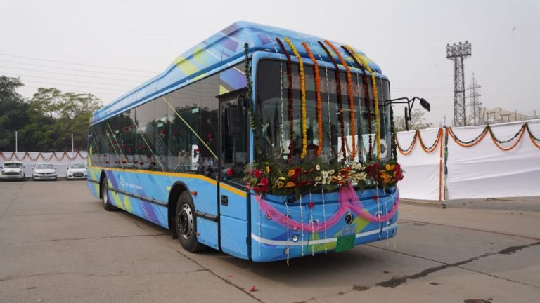 1652949411_nsVmMZ_Delhi_Electric_Bus