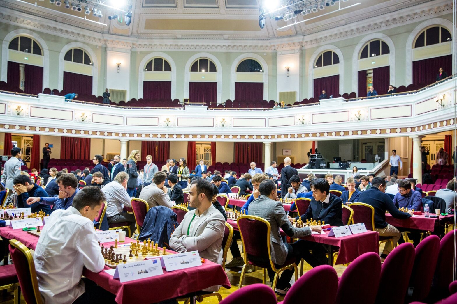 फिडे ग्रैंड स्विस शतरंज टूर्नामेंट में अर्जुन ने गुइजारो को हराया, नारायणन ने खेला ड्रॉ
