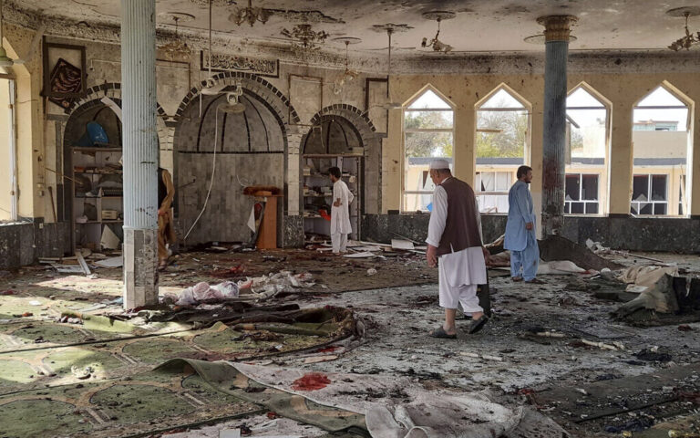 698819-afghan-mosque-blast-33-43-