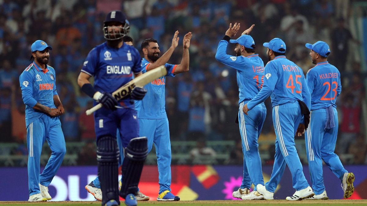 भारत की धारदार गेंदबाजी के आगे ढ़ेर हुए अंग्रेज, भारत ने 100 रनों से जीता मैच
