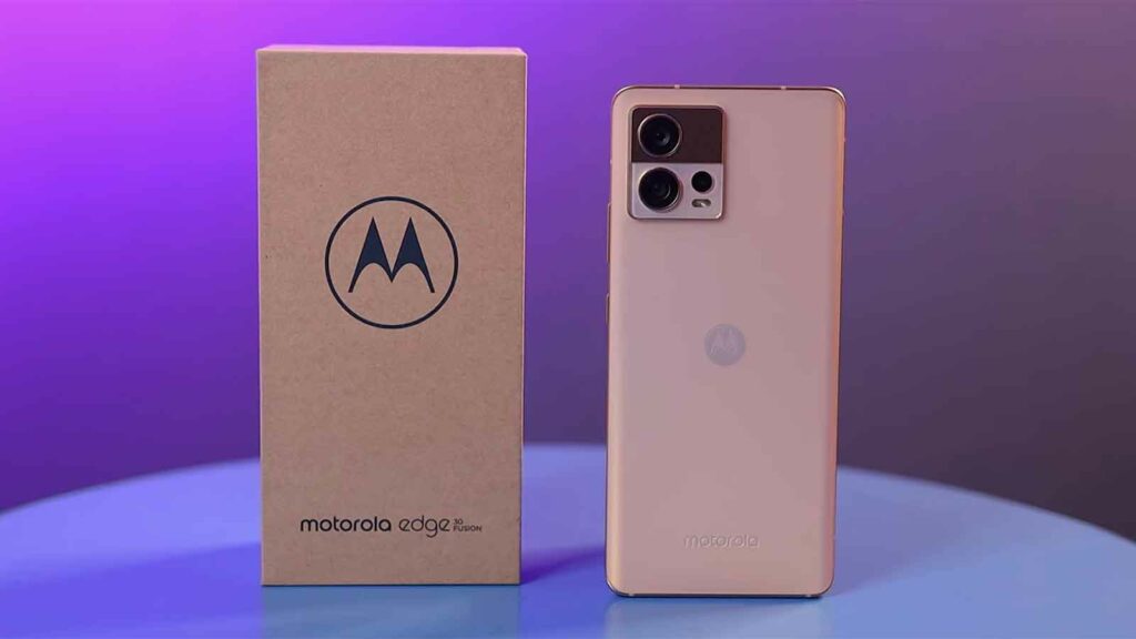 दीवाली सेल में लगभग आधे दाम में मिल रहे हैं Motorola के ये स्मार्टफोन, जानिये कैसे?