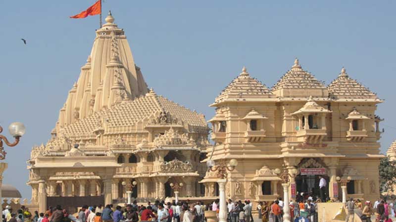 मंदिरों से अमीर बन रहा भारत, जानिए कैसे?