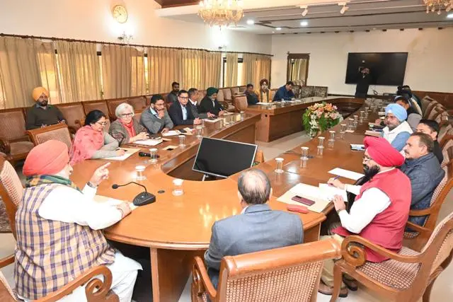 लीची उत्पादकों की चिंताओं को प्राथमिकता से दूर किया जाएगा: मंत्री जौरामाजरा