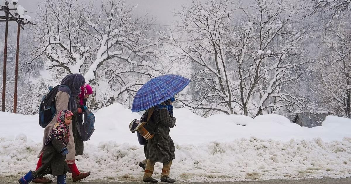 कश्मीर में हाड़ कंपा देने वाली ठंड जारी, न्यूनतम तापमान कई डिग्री नीचे