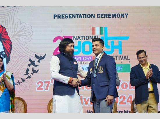 चंडीगढ़ के सामाजिक कार्यकर्ता रोहित कुमार को मिला राष्ट्रीय युवा पुरस्कार
