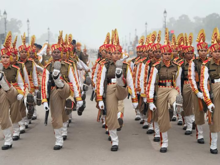 Republic Day के मौके पर पहली बार दिल्ली पुलिस की परेड में दिखेंगी सिर्फ महिलाएं