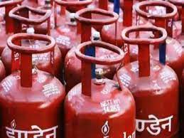 पेट्रोल-डीजल के बाद पंजाब में एलपीजी सिलेंडर की हो सकती है कमी