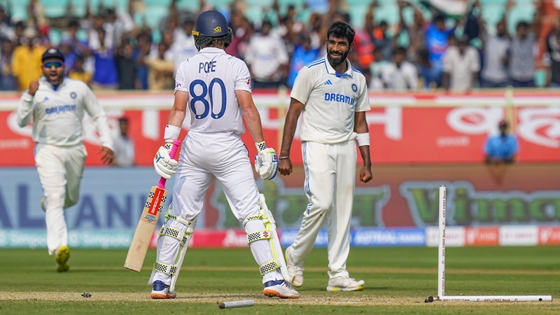 दूसरे टेस्ट की पहली पारी में इंग्लैंड 253 रन पर ऑलआउट, बुमराह को मिले 6 विकेट