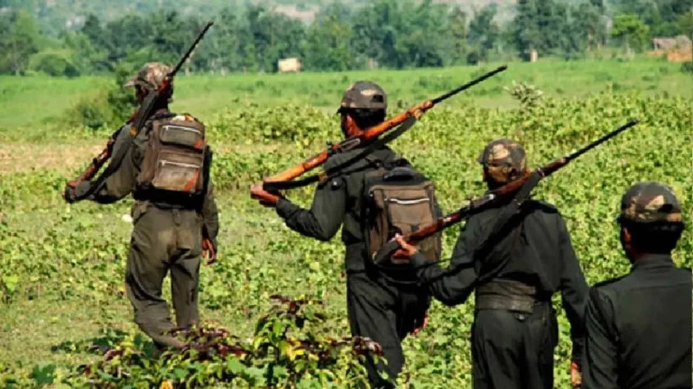 encounter-between-police-and-naxalites-in-bijapur