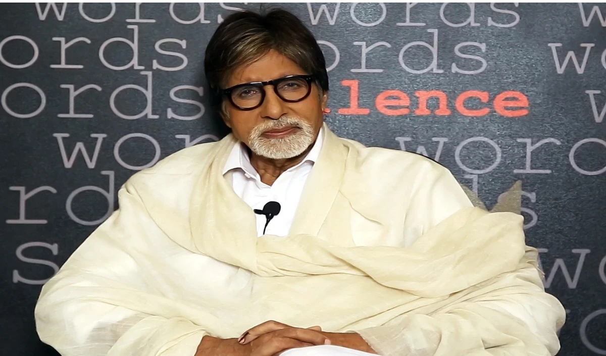 अमिताभ बच्चन ने स्वास्थ्य खराब होने संबंधी अटकलों को बताया फर्जी