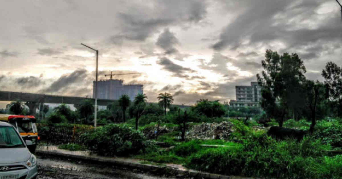 दिल्ली में आज छाए रहेंगें बादल, मौसम विभाग ने हल्की बारिश का जताया अनुमान