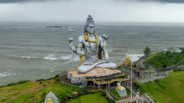 Mahashivratri 2024: आखिर भगवान शिव की जटाओं से क्यों बहती है गंगा जी?