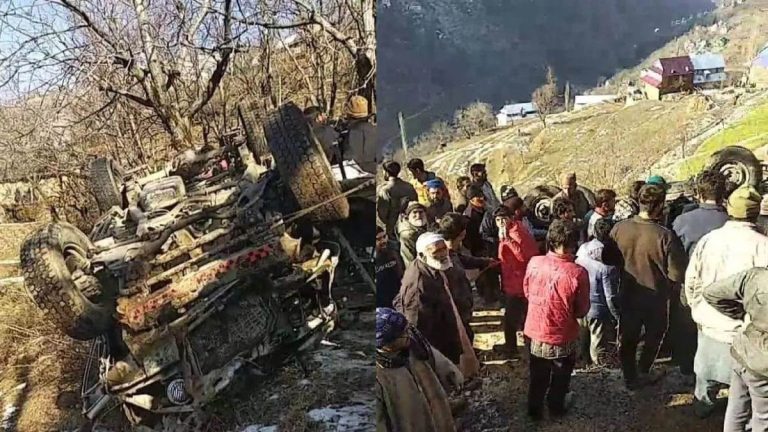 जम्मू-कश्मीर के रामबन में गहरी खाई में गिरा वाहन, 10 लोगों की मौत