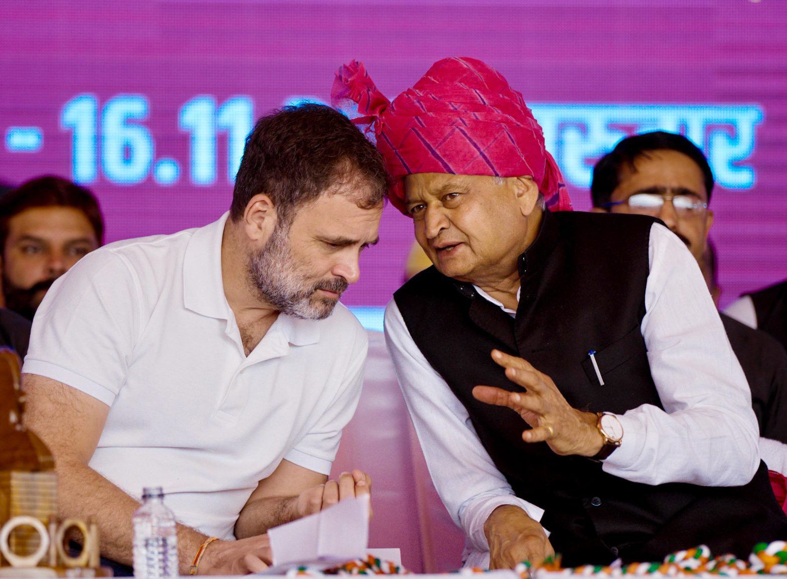 राजस्थान कांग्रेस में फैला हार का डर, कई नेताओं ने चुनाव लड़ने से किया इंकार