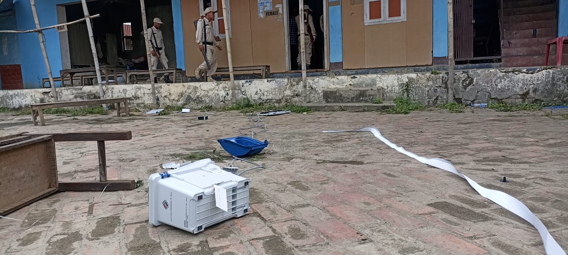 मणिपुर में मतदान केंद्र के पास गोलीबारी के मामले में 3 लोग गिरफ्तार