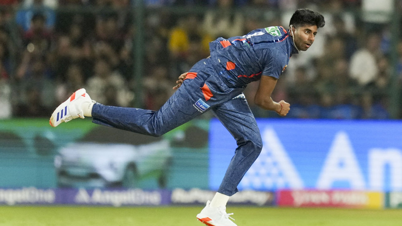मयंक यादव को बीसीसीआई की तरफ से मिल सकता है तेज गेंदबाजी अनुबंध