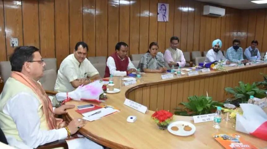 Big News : धामी कैबिनेट की बैठक आज, UCC समेत इन मुद्दों पर लग सकती है मुहर  - Khabar Uttarakhand - Latest Uttarakhand News In Hindi, उत्तराखंड समाचार