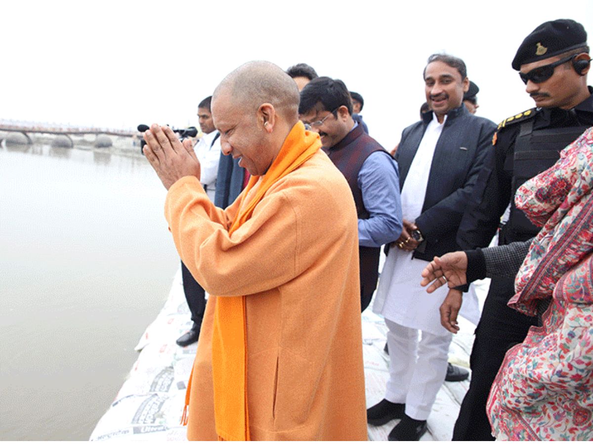 Mahakumbh 2025 Day 6 Highlights: 22 जनवरी को महाकुंभ से चलेगी योगी सरकार, शनिवार को रक्षा मंत्री राजनाथ सिंह समेत करीब 35 लाख श्रद्धालुओं ने किया संगम स्नान ...